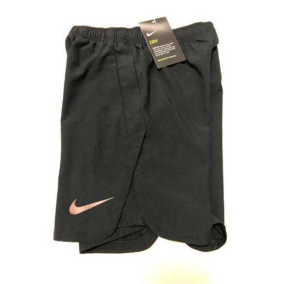 Nike Tee and‎ Shorts Bundle  Black Boys 7 NWT - Picture 6 of 8